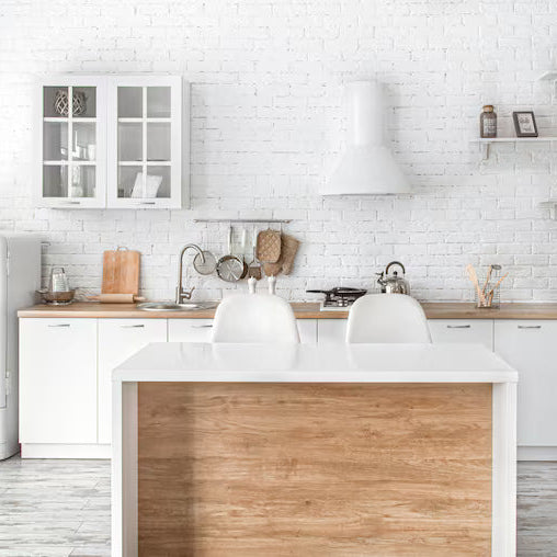 Designing a Farmhouse Kitchen: How a White Range Hood Creates a Timeless Focal Point