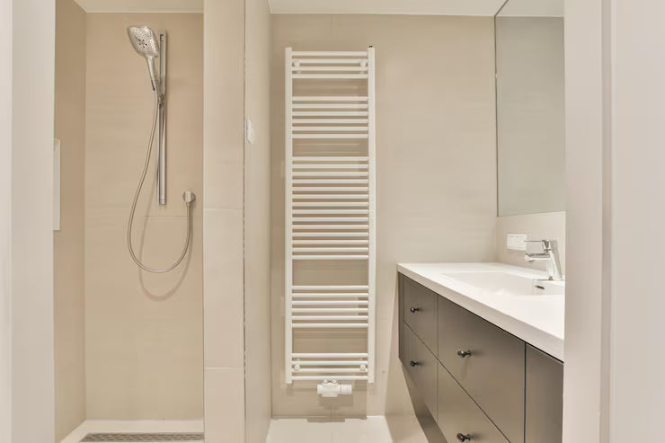 The Role of Heated Rails in Contemporary Bathroom Aesthetics