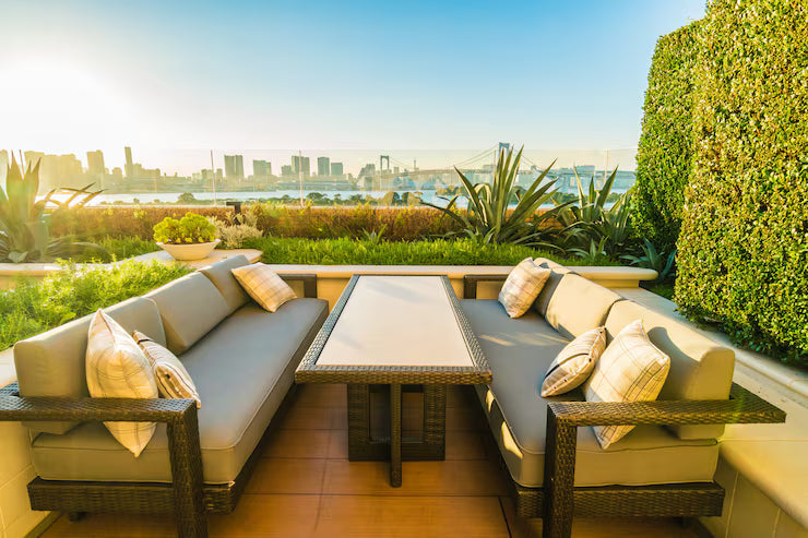 A Beginner’s Guide To Buying An Outdoor Sectional Sofa