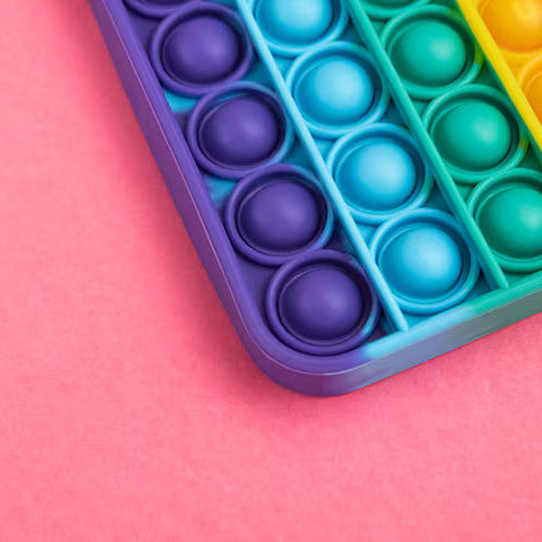 Custom Silicone Molds vs Plastic Molds: Which Is Better for Detailed Designs?