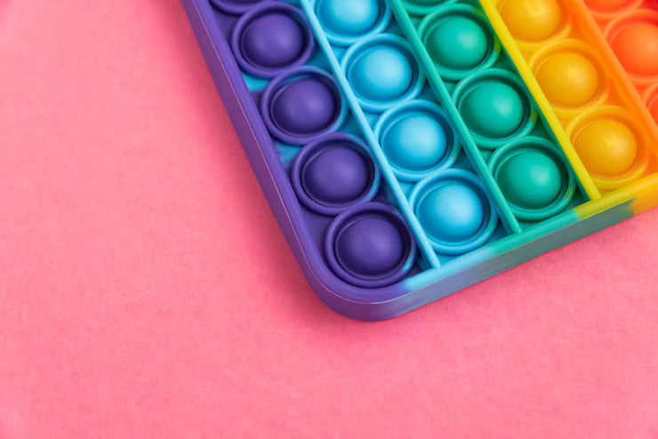 Custom Silicone Molds vs Plastic Molds: Which Is Better for Detailed Designs?