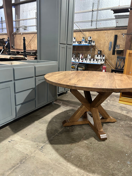 Canyon style round table