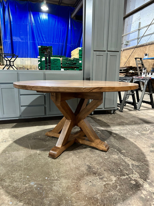 Canyon style round table