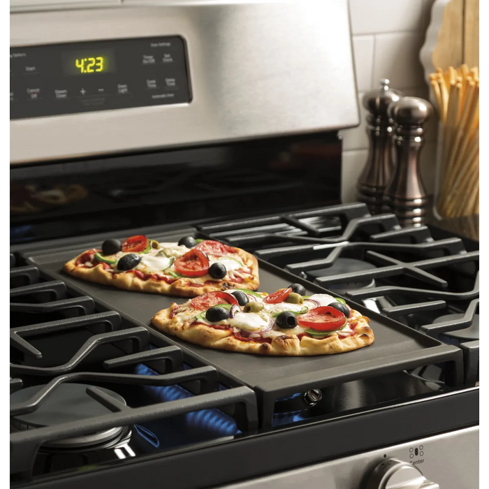 GE® 30" Freestanding Gas Range JGBS66REKSS