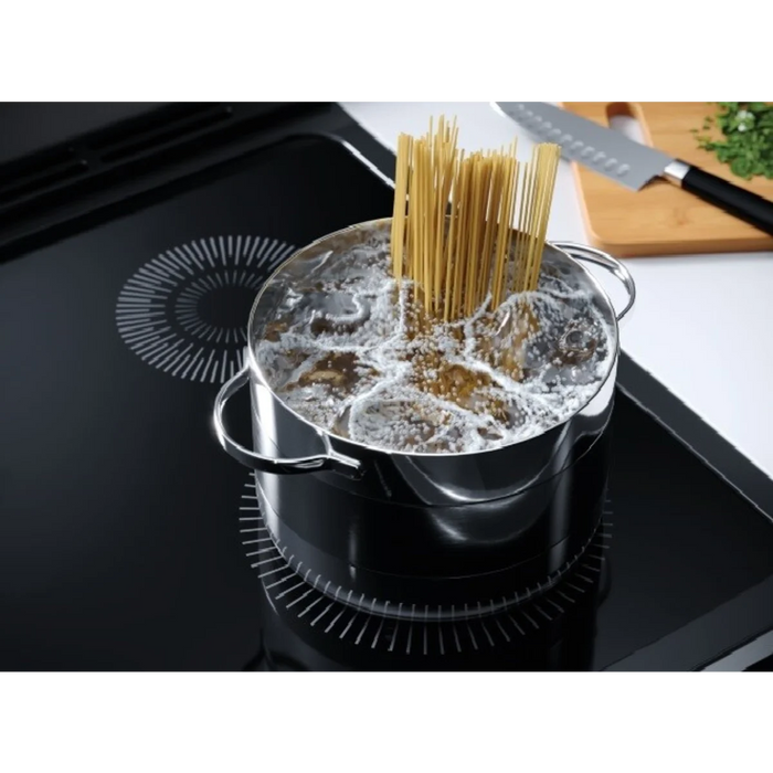 Frigidaire 30" Freestanding Induction Range FCFI3083AS