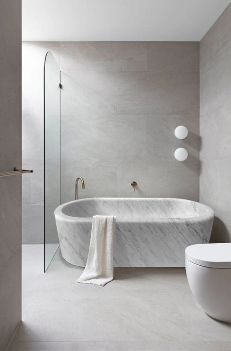 Imperial White Marble Hand Carved Freestanding Luxury Soaking Bathtub - 32x70x20