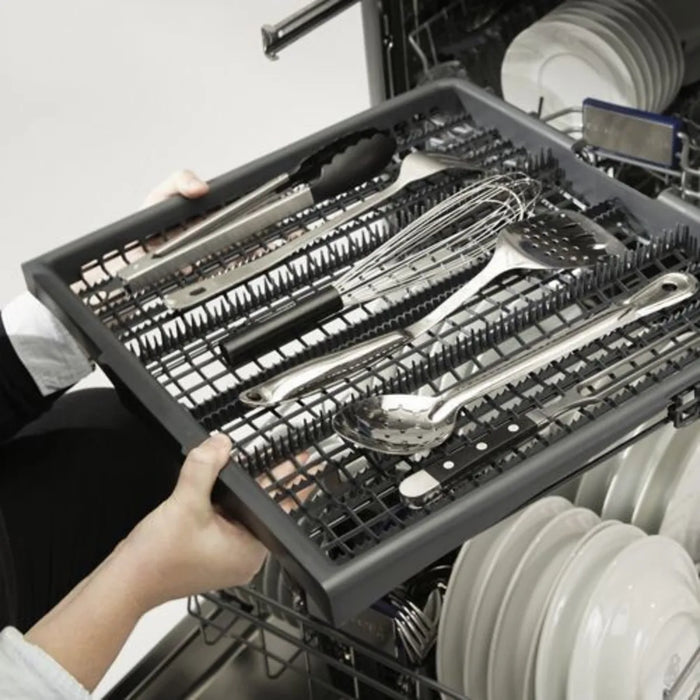 Viking­® 24" Stainless Steel Built in Dishwasher VDWU524WSSS