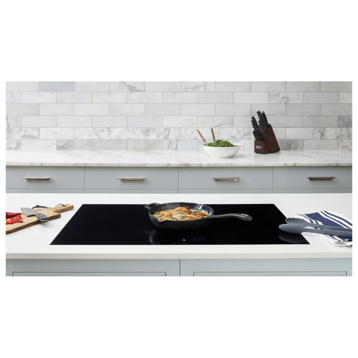 Viking® RVL 36" Black Glass Induction Cooktop MVIC63615BBG