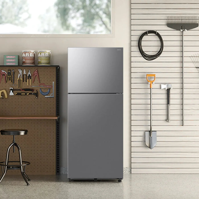 Samsung 28" Top-Freezer Refrigerator RT70F18LASR