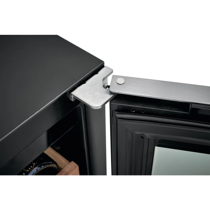 Electrolux 24" Undercounter Wine Cooler EI24WC15VS