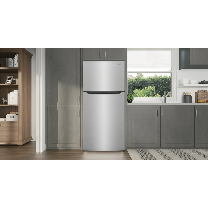 Frigidaire 30" Top Freezer Refrigerator GRTE2055AF