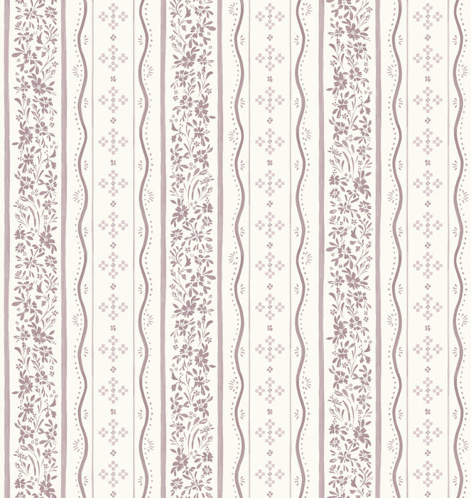 Este Wallpaper by Hufton Studio