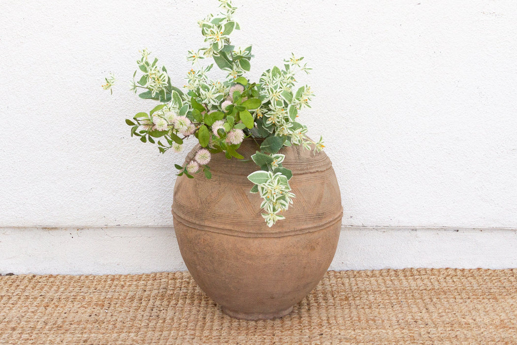 Antique Farmhouse Style Mossi Storage Pot