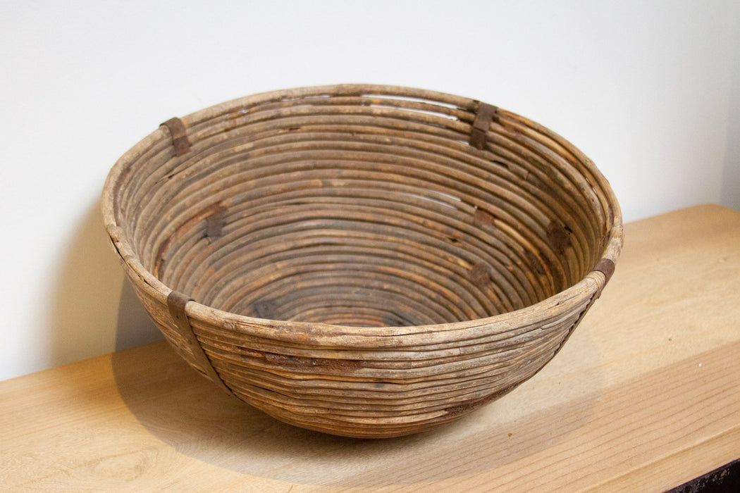 Large Farmhouse Tea Leaves Basket-Dooars