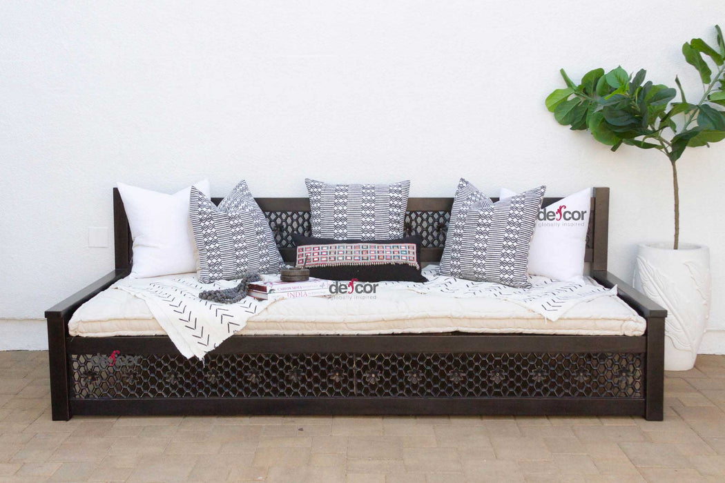 9 Ft Long Floral Carved Daybed
