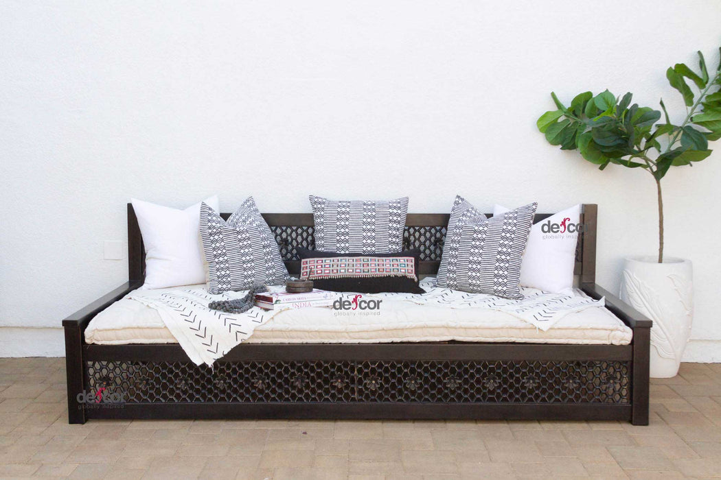 9 Ft Long Floral Carved Daybed