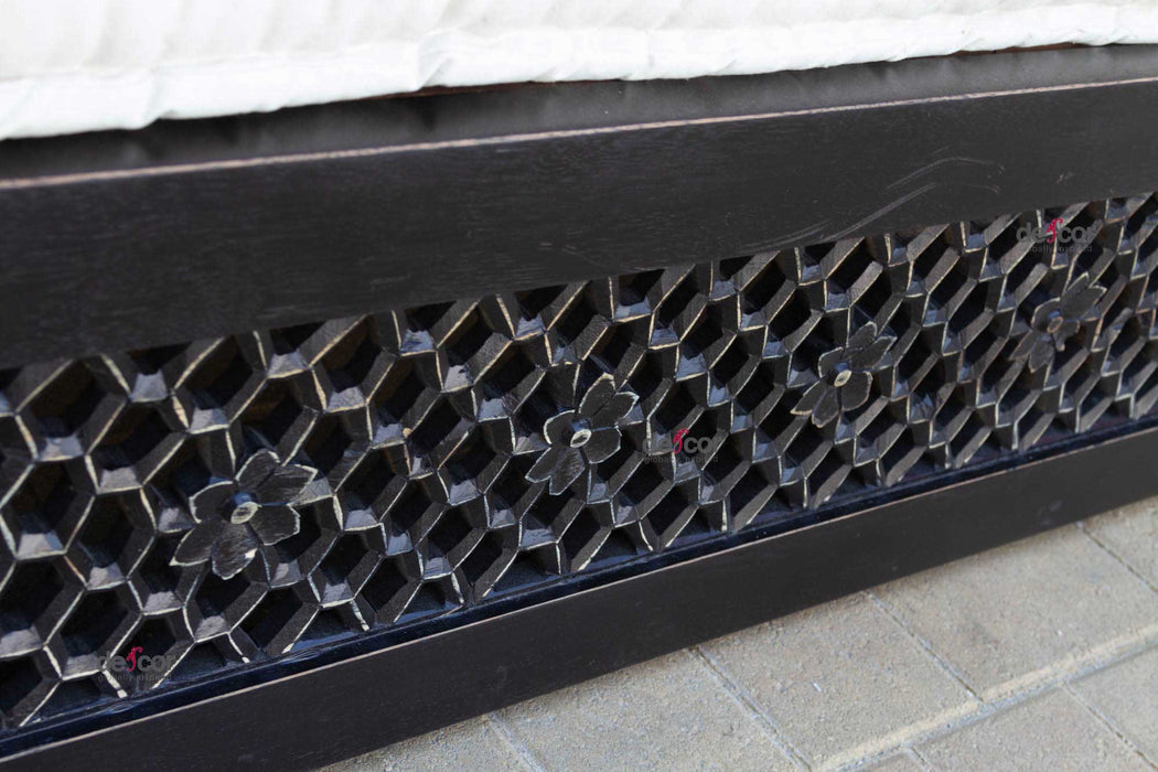 9 Ft Long Floral Carved Daybed