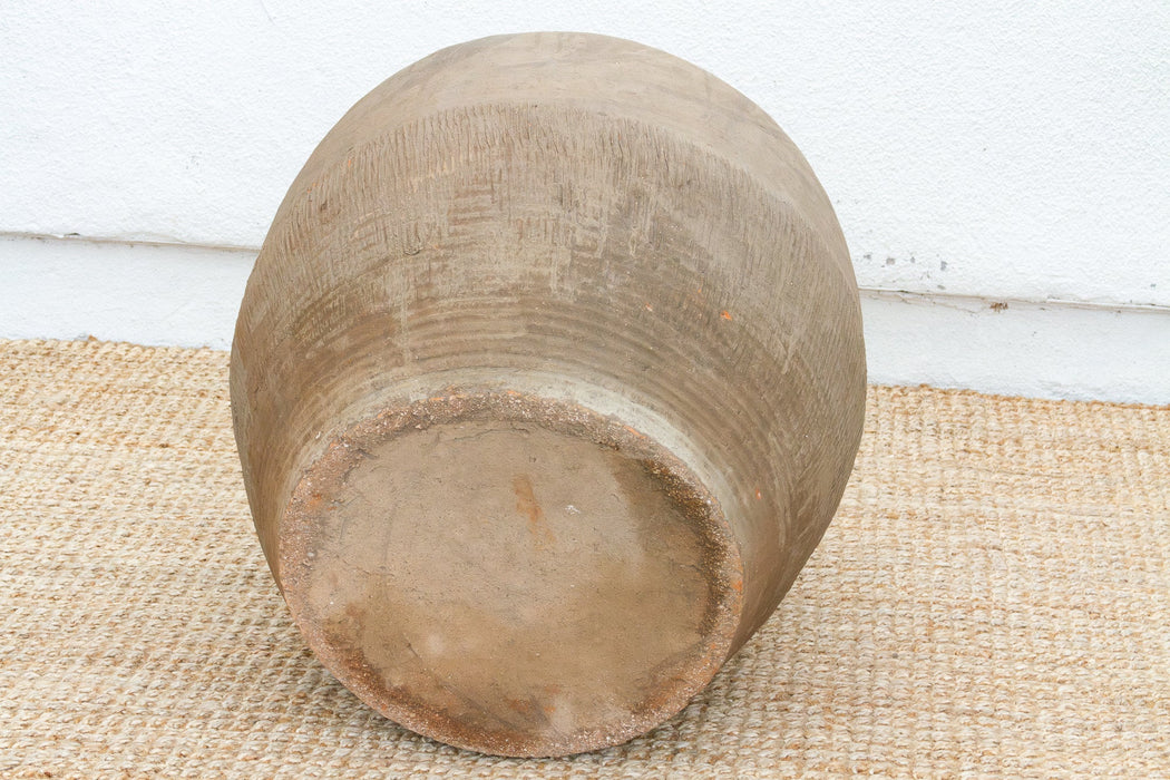Oversize Farmhouse Unglazed Planter