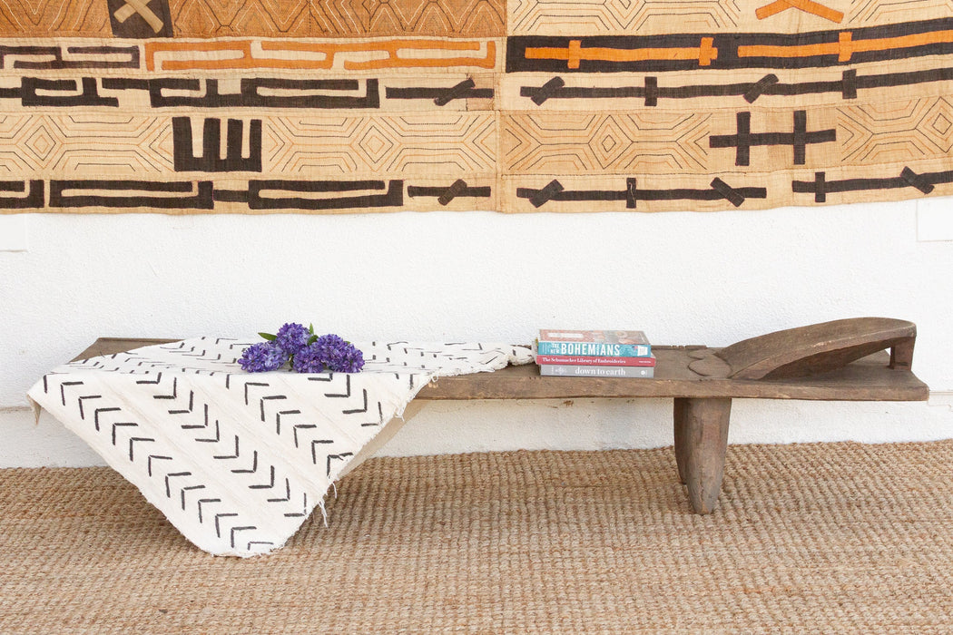 Antique Farmhouse Senufo Bed, A Symbol of African Design