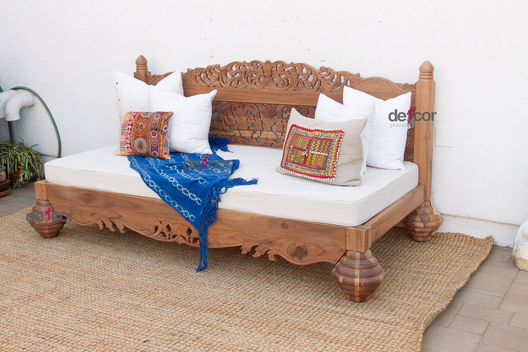 Finely Carved Bali Lounge Daybed Sofa