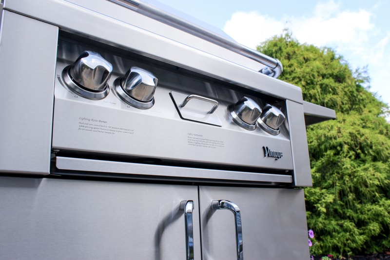 Vintage 30-In. Built-In Natural Gas Grill in Stainless, VBQ30G-N