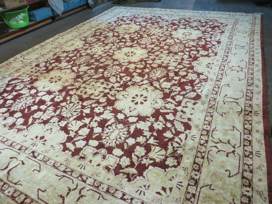 10' X 15' Hand Made Pakistan Wool on Cotton Rug Peshawar # 200A