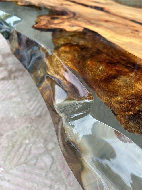 Solid Linden Wood Natural Look Epoxy Resin Side Dining Table