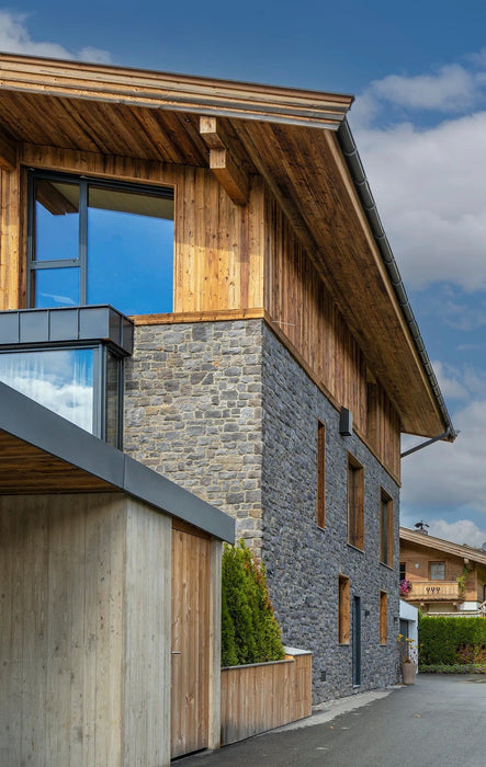 Ashlar Pattern Masso Anthracite Manufactured Stone Handmade Veneer - Livfloors Collection