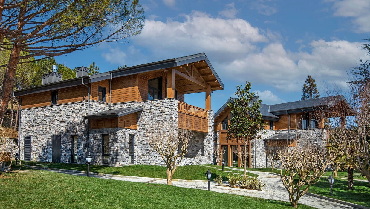 Ashlar Pattern Masso Ash Manufactured Stone Handmade Veneer - Livfloors Collection