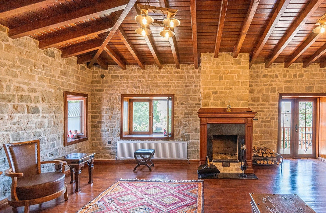 Ashlar Pattern Masso Sand Manufactured Stone Handmade Veneer - Livfloors Collection