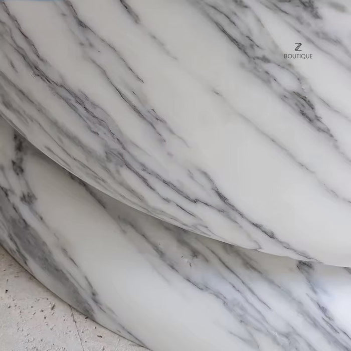Queen Elizabeth Bathtub