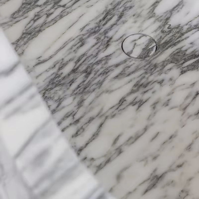 Queen Elizabeth Bathtub