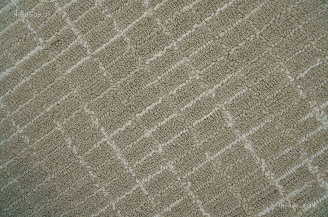 Quick Ship 8x10, 9x12 Beige Contemporary Hand Tufted Wool Rug