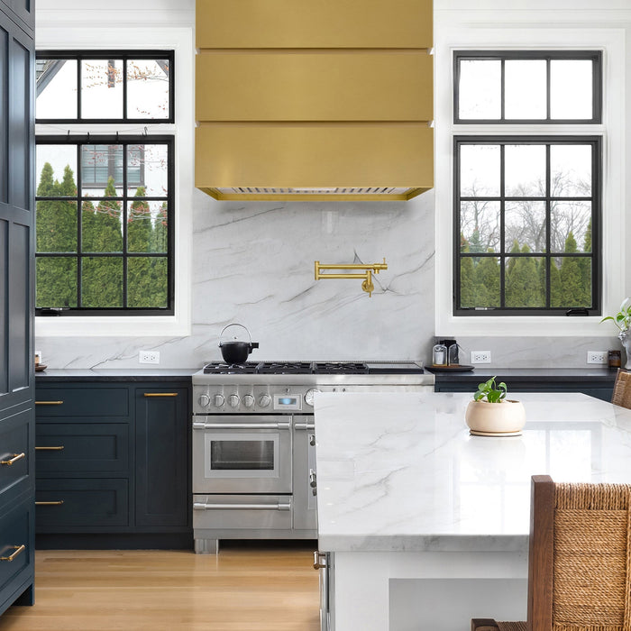 Akicon 36" Stainless Steel Wall Mount Range Hood, 3 Stacks Modern Box with 600 CFM Vent Motor — AK-HS36L-MG