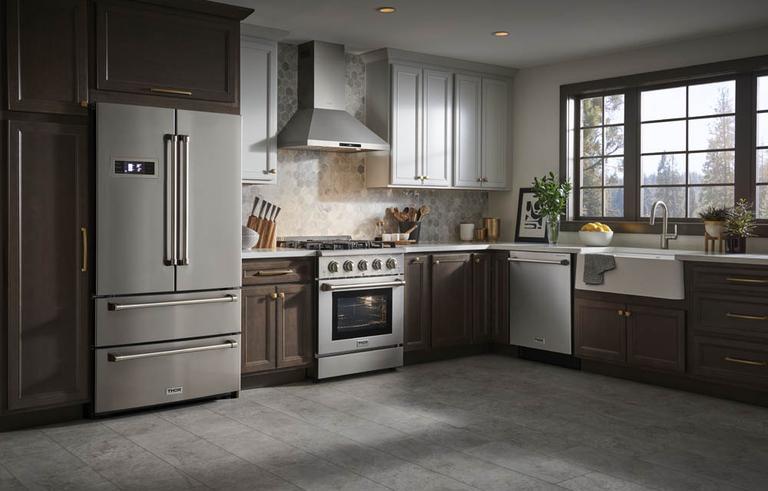THOR 30" Professional Gas Range in Stainless Steel, HRG3080U - Farmhouse Kitchen and Bath